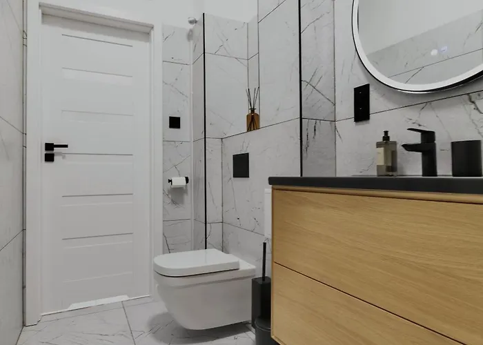 Monjana Premium Rynek * Βρότσλαβ